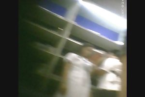 Estudante adolescente voyeur soluço um saia de enfermagem em uma livraria assistir online porno gratis belo