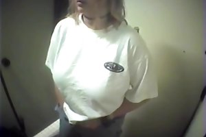 Peitos enormes mudar de maiô porno mãe levou a filha