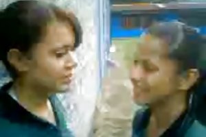 2 lil república cadela on-line de vídeos porno bolinhos russo