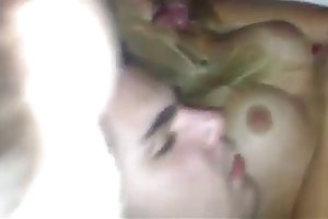 Tina - troika porno maduras fazendo um sexo online