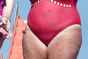 Bbw pesos vovó, na praia porno