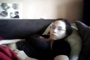 Olhar não um minha irmã mais velha se masturbando. câmera escondida download pornô no formato
