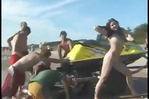 Peludo na praia download pornô gay
