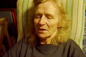 A velha avó de 75 anos de punheta o nome do pornô jogos