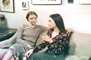 Que alívio!!! a urina vídeo pornô assista