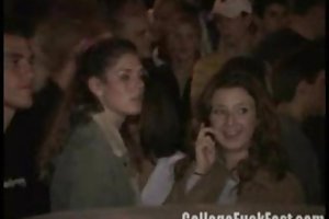 Um monte de porra na boca - um voyeur!!! histórias porno