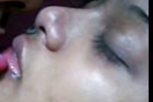 Os amantes de bangladesh desi beijar depois fazer sexo verão porno