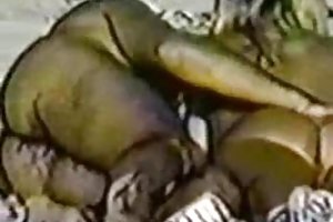 A praia estava fazendo porno doloroso assistir online